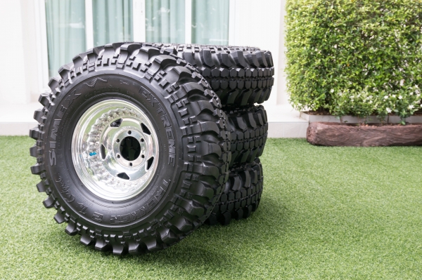 ขายล้อพร้อมยาง 4x4 ล้อ Center Line + ยาง Extreme Trekker Simex 4 วง