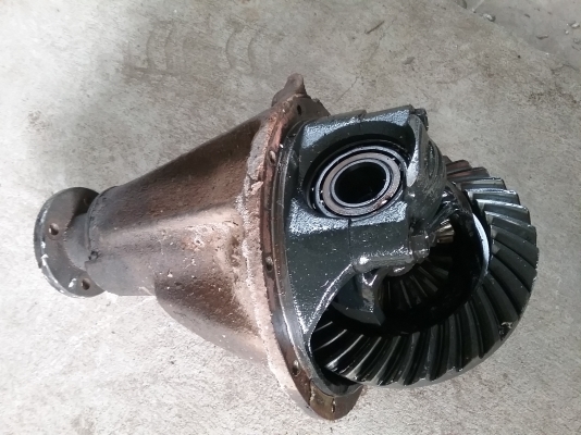 นิสสัน เฟืองท้าย