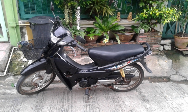 ขาย Honda waveZ มีครัช เครื่องแน่นดีมาก สตาร์ทเบาๆทีเดียวติด ขาย Honda waveZ มีครัช เครื่องแน่นดีมาก สตาร์ทเบาๆทีเดียวติด