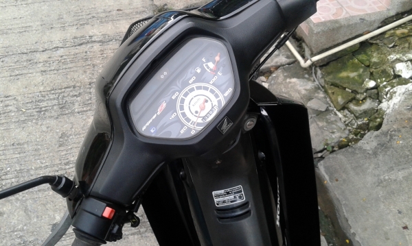 ขาย Honda waveZ มีครัช เครื่องแน่นดีมาก สตาร์ทเบาๆทีเดียวติด ขาย Honda waveZ มีครัช เครื่องแน่นดีมาก สตาร์ทเบาๆทีเดียวติด