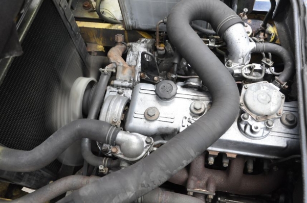 ลดกระหน่ำ!!ขายFORKLIFT KOMATSU FD15ดีเซล(1.5ตัน) สวยเดิมจากญี่ปุ่น ยังไม่เคยใช้ในไทย 140,000เท่านั้น!!