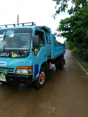 ขายด่วน หกล้อ ISUZU NPR 66LX ดั้ม สภาพพร้อมใช้งาน เครื่องWO6E ของHINO 145แรง เครื่องดี ประหยัดน้ำมัน คัชชีสวย ยางพร้อมใช้งาน เอกสารเล่มทะเบียน ราคาเบาๆ รถพร้อมใช้งานครับ