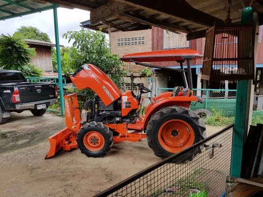 ขายL3608  ตัวรถ  และ ดันหน้า  211111ครับ