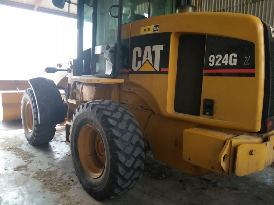 รถตัก CAT 924GZ สภาพสวย ซีเรียลสูง