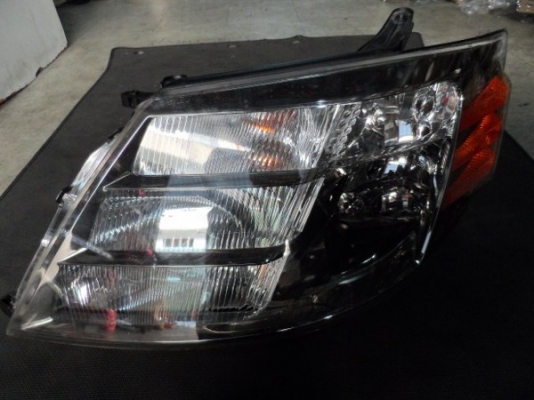 ไฟหน้ารถยนต์มือสอง ยกชุด  โตโยต้า อัลพาร์ด TOYOTA ALPHARD ของแท้นำเข้าจากญี่ปุ่น