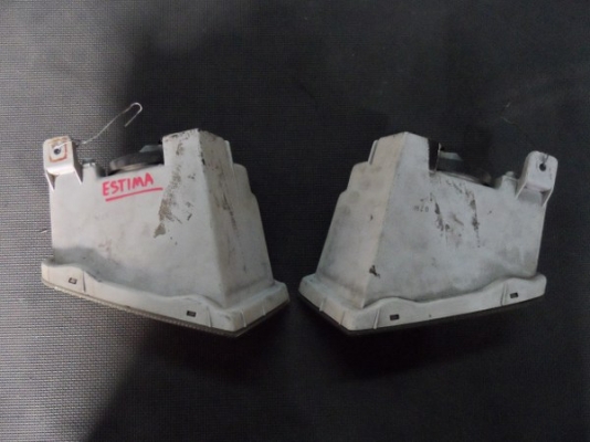 Sportlight สปอตไลท์ ไฟตัดหมอก โตโยต้า เอสติม่า TOYOTA Estima รุ่นแรก ปี 2004 อะไหล่รถยนต์ มือสอง Sportlight สปอตไลท์ ไฟตัดหมอก โตโยต้า เอสติม่า TOYOTA Estima รุ่นแรก ปี 2004 อะไหล่รถยนต์ มือสอง