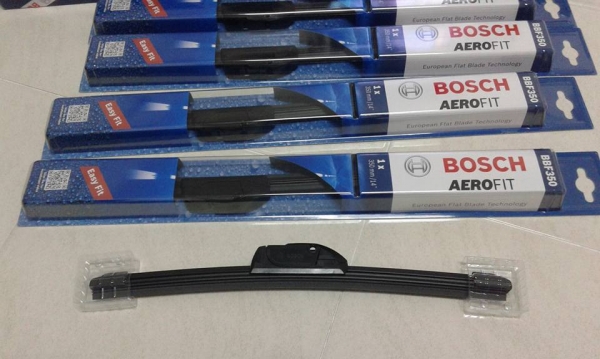 ปัดน้ำฝนรถยนต์ BOSCH แท้ ขายเหมาของใหม่คับ