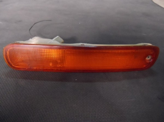 ไฟในกันชน มาสด้า นิว ซีดาน MAZDA NEW SEDAN  อะไหล่รถยนต์ มือสอง