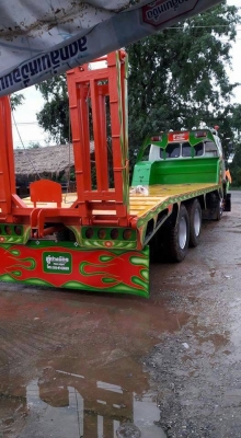 ขายรถสิบล้อ Hino 3H เครื่องเดิม 195 แรง 2 เพลา ท้ายลาดหางต่อมาใหม่ ยางดี แชสซีสวย ทะเบียนพร้อม