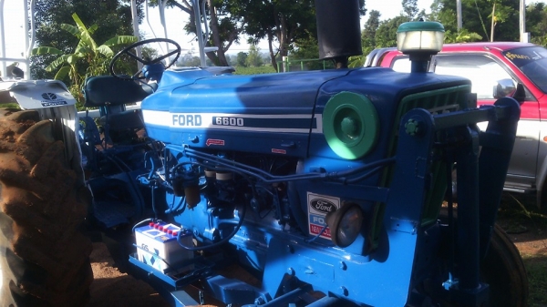 **ขายแล้วครับขอบคุณ ลูกค้า และ ขอบคุณ Truck2hand ครับ รถไถ FORD 6600 T6 เพลาเดียว เสื้อเรียบ ไอดีกลม ปั้มกลม เครื่อง+เกียร์ ดี ช่วงล่างดี ท้ายดี ไฮฯหน้า-หลัง ดี ยางได้ พร้อม ใบดันและผาน5 สภาพพร้อมใช้ เอกสารใบแจ้งจำหน่าย **ขาย รถไถ FORD 6600 T6 เสื้อเรียบ