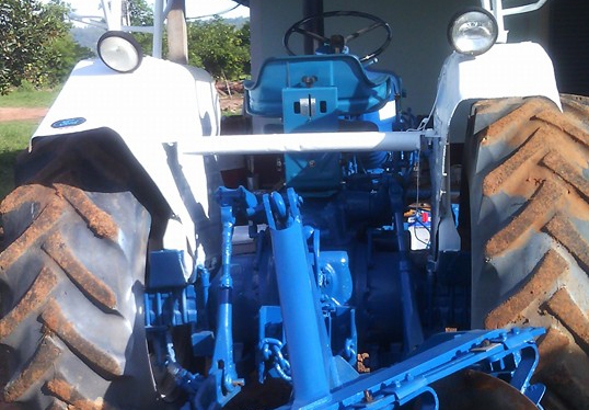 **ขายแล้วครับขอบคุณ ลูกค้า และ ขอบคุณ Truck2hand ครับ รถไถ FORD 6600 T6 เพลาเดียว เสื้อเรียบ ไอดีกลม ปั้มกลม เครื่อง+เกียร์ ดี ช่วงล่างดี ท้ายดี ไฮฯหน้า-หลัง ดี ยางได้ พร้อม ใบดันและผาน5 สภาพพร้อมใช้ เอกสารใบแจ้งจำหน่าย **ขาย รถไถ FORD 6600 T6 เสื้อเรียบ