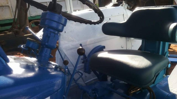 **ขายแล้วครับขอบคุณ ลูกค้า และ ขอบคุณ Truck2hand ครับ รถไถ FORD 6600 T6 เพลาเดียว เสื้อเรียบ ไอดีกลม ปั้มกลม เครื่อง+เกียร์ ดี ช่วงล่างดี ท้ายดี ไฮฯหน้า-หลัง ดี ยางได้ พร้อม ใบดันและผาน5 สภาพพร้อมใช้ เอกสารใบแจ้งจำหน่าย **ขาย รถไถ FORD 6600 T6 เสื้อเรียบ