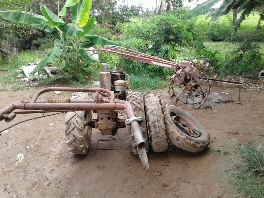 ขายโคลงรถไถเดินตาม 2 เครื่อง พร้อมท่อสูน้ำ ไม่รวมเครี่องนะครับ