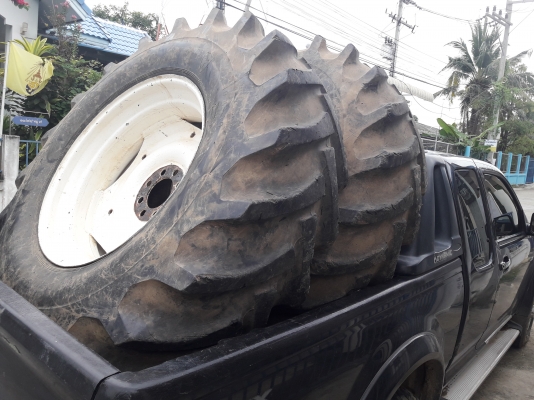 ยางไฟสโตน 30x18.4 สวย