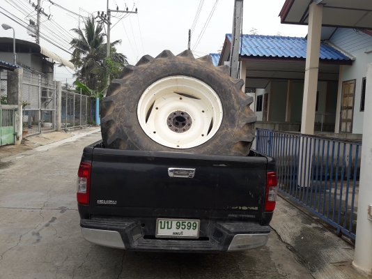 ยางไฟสโตน 30x18.4 สวย