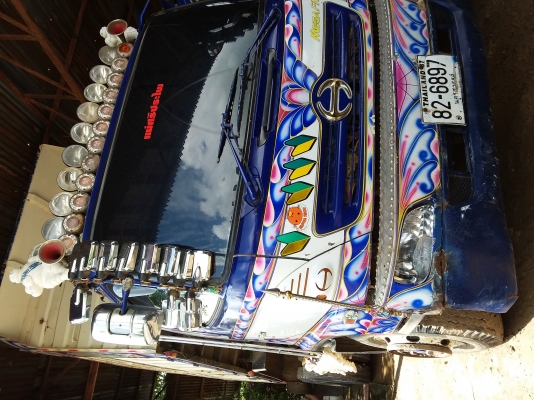 ขายเมก้า2เพลา220แรงปี49ดั้มรถสวยราคา1300000ต่อรองติด0897070053