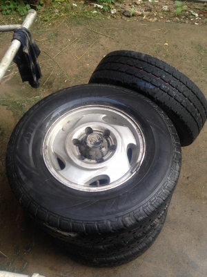 ขายล้อยาง6รูขอบ14