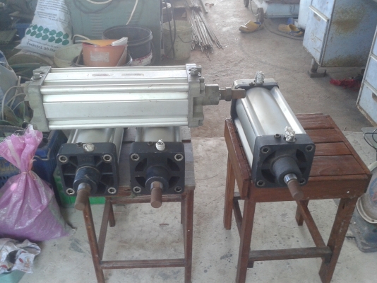 กระบอกลมนิวเมติก