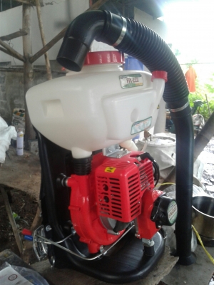 เครื่องฉีดยา พ่นปุ๋ยได้ 2 ระบบครับ ของใหม่แกะกล่องเลย แบ่งให้ไปใช้ราคา 3500 พร้อมส่งครับ สนใจ ไกร 0802558474 รับประกัน 2เดือนภายใน 5 วันมีปัญหาเปลี่ยนเครื่องใหม่ให้ครับ