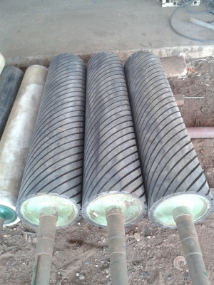 ขายถูกลูกกลิ้งยางดำอุตสาหกรรม