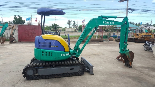 ต้องการขายรถขุดดิน