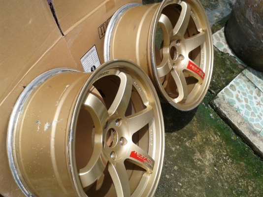 TE37 ขอบ18นิ้ว5รู114 กว้าง9นิ้ว สวยๆ 1 คู่ ราคา 3900 บาท