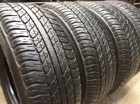 ยาง Dunlop 265 65 17 ปลายปี15 ดอกเต็ม ไม่มีปะ ราคาไม่แพง ยาง Dunlop 265 65 17 ปลายปี15 ดอกเต็ม ไม่มีปะ ราคาไม่แพง