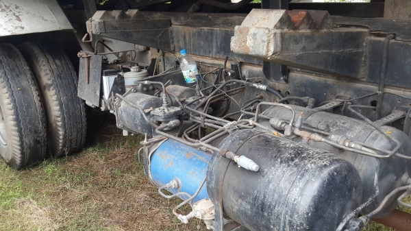 ขายสิบล้อ Hino 195HP(ดั้ม) ตัวเป็นรุ่นSumo FM227 เครื่องรุ่น HO7D ขายสิบล้อ Hino 195HP(ดั้ม) ตัวเป็นรุ่นSumo FM227 เครื่องรุ่น HO7D