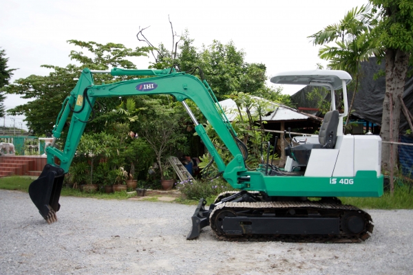ขายรถแบคโฮ IHI IS40G  สภาพสวยพร้อมใช้งาน รถนอกนำเข้าจากญี่ปุ่น ติดต่อ 086-775-7900 086-324-1992