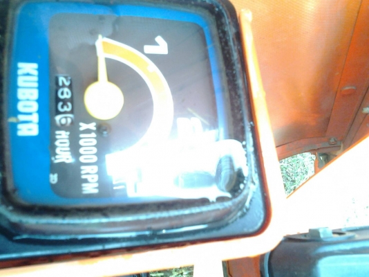 รถเกี่ยวสภาพดีมากเอาไว้เกี่ยวนาตัวเองไม่ต้องไปจ้างเขาแพงเอาไปใช้คุ้มของตัวเองไม่ต้องรอ