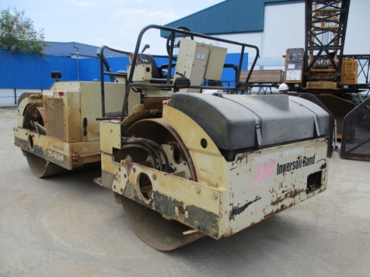 รถบดสั่นสะเทือน Ingersoll-Rand DD90HF