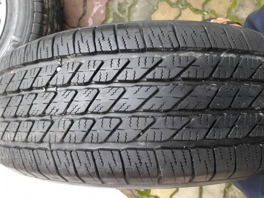 ล้อfortuner ขอบ17 พร้อมยางปี13 ชุดล่ะ10,000