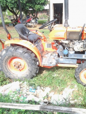 รถไถkrt140ตัวล่าสุดสวยมากๆไม่มีที่ติเลย