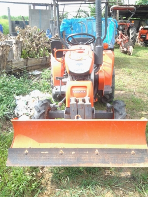 รถไถkrt140ตัวล่าสุดสวยมากๆไม่มีที่ติเลย