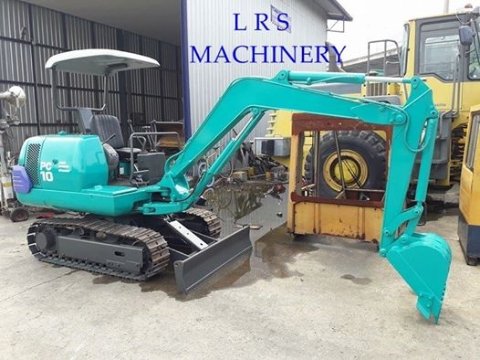 ขุดเล็ก KOMATSU รุ่น PC 10-7
