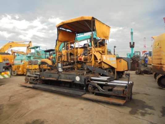 รูถปูยาง Demag DF130P รถปูยาง 8 เมตร ปี1999 นำเข้าจากญี่ปุ่น
