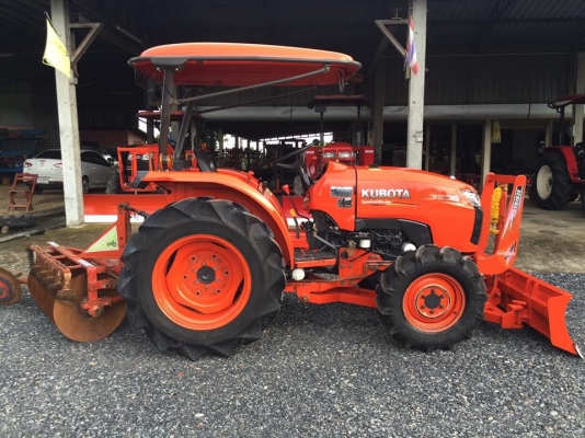 ขายรถไถคูโบต้า L3608 4WD 2เพลา ใช้งานน้อย อุปกรณ์ใบดันหน้าและผานพรวน ราคา 298,000 บาท สนใจโทร 081-9136451 หรือ ขอดูรูปเพิ่มเติมทาง line:bow6451 ค่ะ ดูสินค้าเพิ่มเติมทางที่นี่