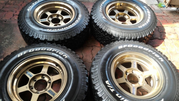 ยาง BF 265 x 75 x 16 พร้อมล้อ TE37