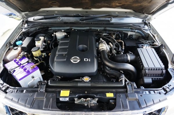 2009 NISSAN FRONTIER NAVARA  2.5 LE KING CAB