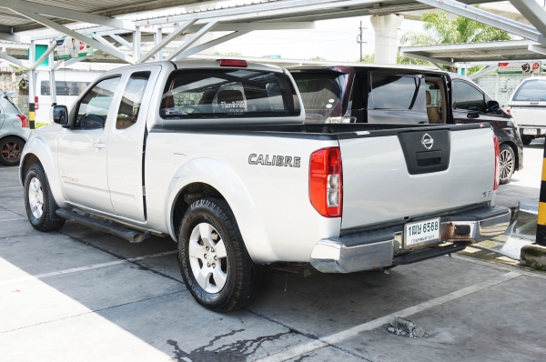 2009 NISSAN FRONTIER NAVARA  2.5 LE KING CAB