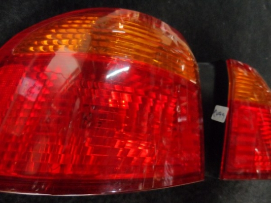 ขาย ไฟท้ายรถยนต์ ฮอนด้า ซีวิค ปี99  Honda Civic 99 มือสอง ของแท้ นำเข้าจากญี่ปุ่น