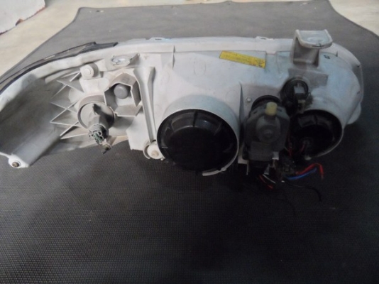 ขาย ไฟหน้ารถยนต์มือสอง ซีนอน Xenon  นิสสัน ซันนี่ นีโอ ตัว2 Nissan Sunny Neo มือสอง ของแท้ นำเข้าจากญี่ปุ่น