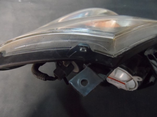 ขาย ไฟหน้ารถยนต์มือสอง ซีนอน xenon ครบชุด ฮอนด้า สตรีม ตัวสอง HONDA STREAM  มือสอง ของแท้ นำเข้าจากญี่ปุ่น