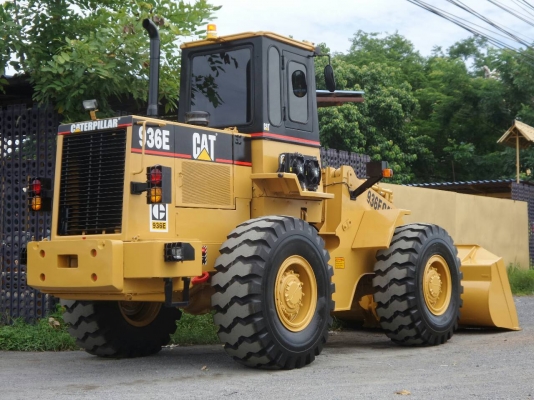 รถตักล้อยาง CAT 936 E สภาพสวย พร้อมใชงาน เอกสารอินวอยซ์