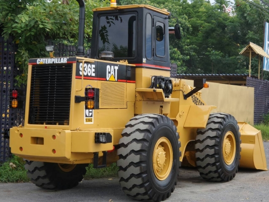 รถตักล้อยาง CAT 936 E สภาพสวย พร้อมใชงาน เอกสารอินวอยซ์
