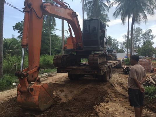 ขายแม็คโครฮิตาชิEX100-2ไฟฟ้าครบ ขายแม็คโครฮิตาชิEX100-2ไฟฟ้าครบ