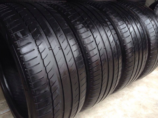 ยาง MICHELIN made in France 255-45-18 ปี 14 ครบชุด 4 เส้น 5500 สวยๆไม่บวมไม่กินข้าง ดอกยางเหลือเยอะเอาไปวิ่งกันใด้อีกยาวค่ะ
