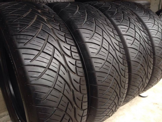 ยาง Nitto nt 420s 265-65-17 ปี 14 1 เส้น ปี 13 3 เส้น ครบชุด 4 เส้น 5500 สภาพสวยๆไม่บวมไม่กินข้าง ดอกยางเหลือเยอะเอาไปวิ่งกันใด้อีกยาวค่ะ