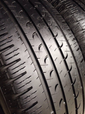 ยาง GOOD YEAR 265-65-17 ปี 14 ครบชุด 4 เส้น 4000  สภาพสวยๆไม่บวมไม่กินข้าง ดอกยางเหลือเยอะเอาไปวิ่งกันใด้อีกยาวค่ะ