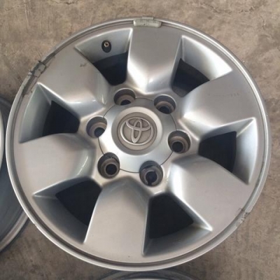 แม็ก Totota Vigo Prerunner ขอบ 15 แม็ก Totota Vigo Prerunner ขอบ 15